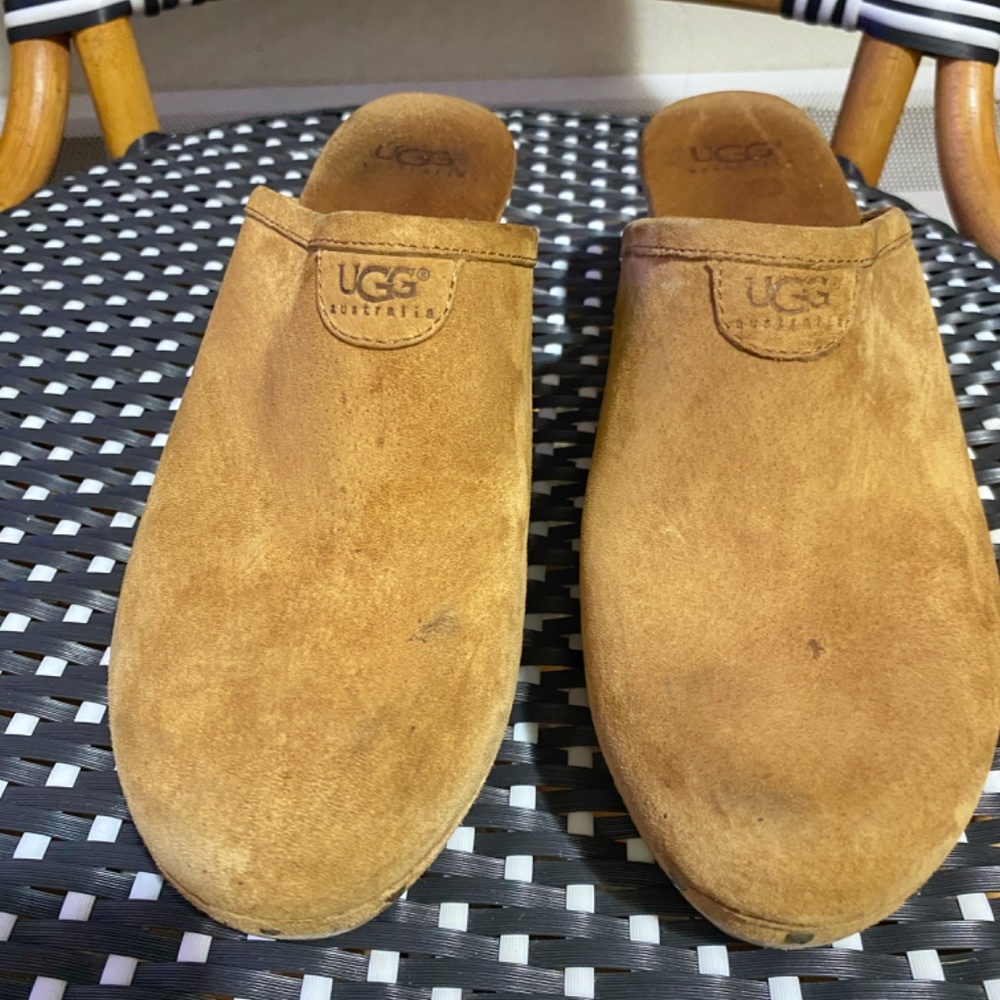 Size 9 Ugg Suede Colorblock Pattern Mules. - image 4